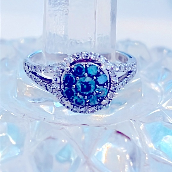 Blue White Diamond 10K Gold - Picture 2 of 6